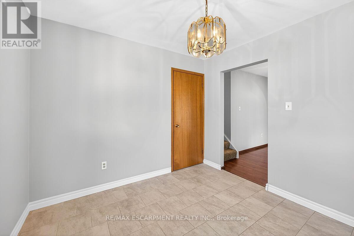 35 Rangeview Court, Hamilton, Ontario  L8W 1J5 - Photo 19 - X13041058