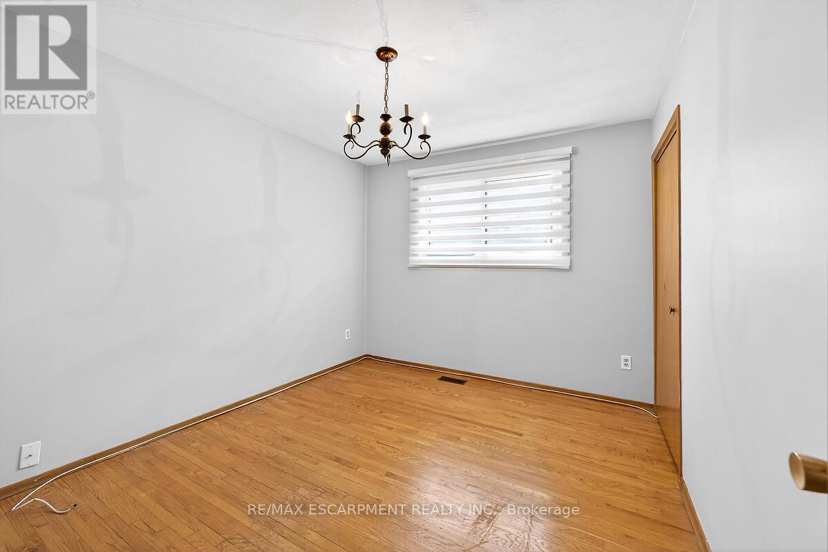 35 Rangeview Court, Hamilton, Ontario  L8W 1J5 - Photo 24 - X13041058