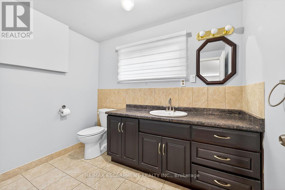 35 Rangeview Court, Hamilton, Ontario  L8W 1J5 - Photo 32 - X13041058