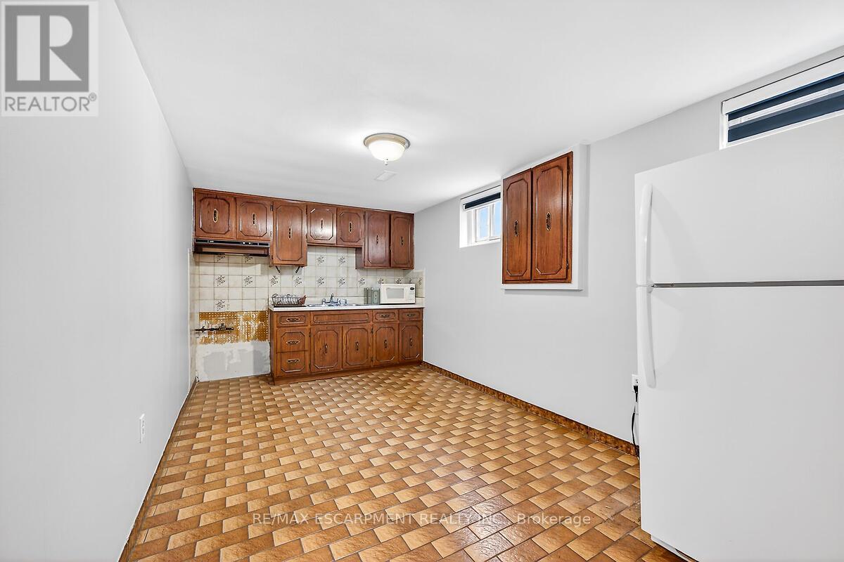 35 Rangeview Court, Hamilton, Ontario  L8W 1J5 - Photo 33 - X13041058