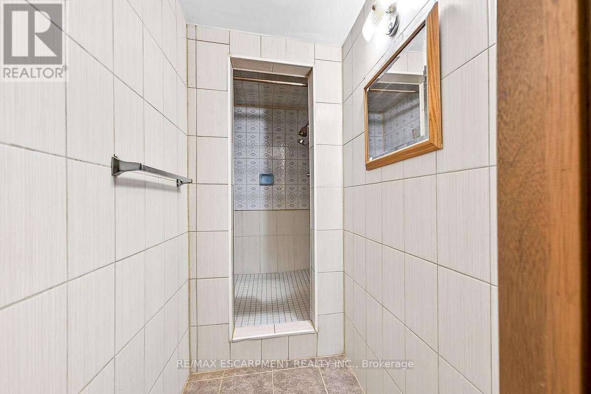 35 Rangeview Court, Hamilton, Ontario  L8W 1J5 - Photo 35 - X13041058