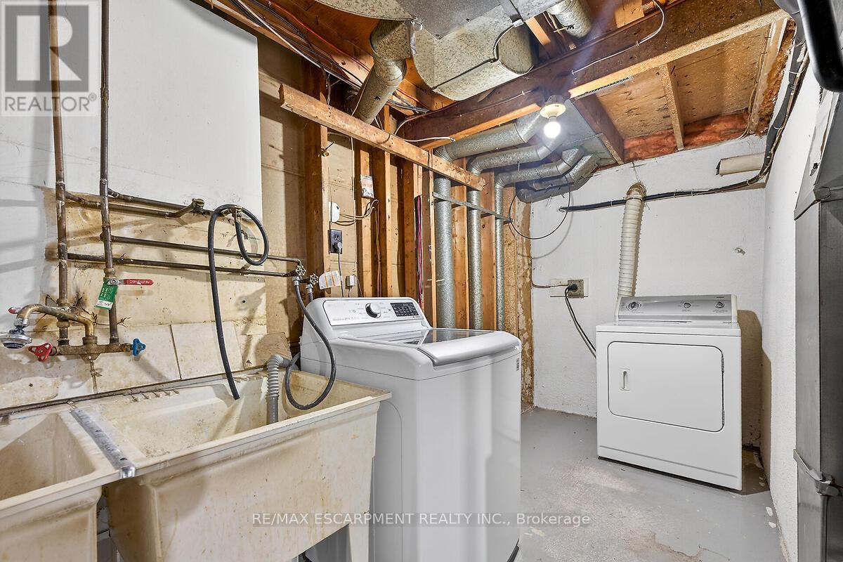 35 Rangeview Court, Hamilton, Ontario  L8W 1J5 - Photo 36 - X13041058