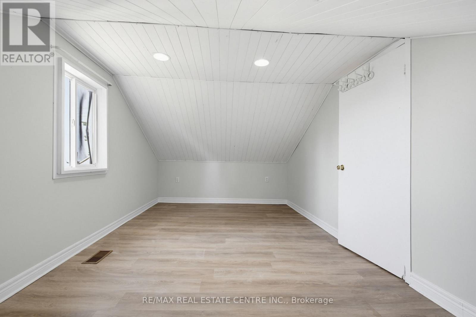 191290 13th Line, East Garafraxa, Ontario  L9W 7B5 - Photo 17 - X13041064