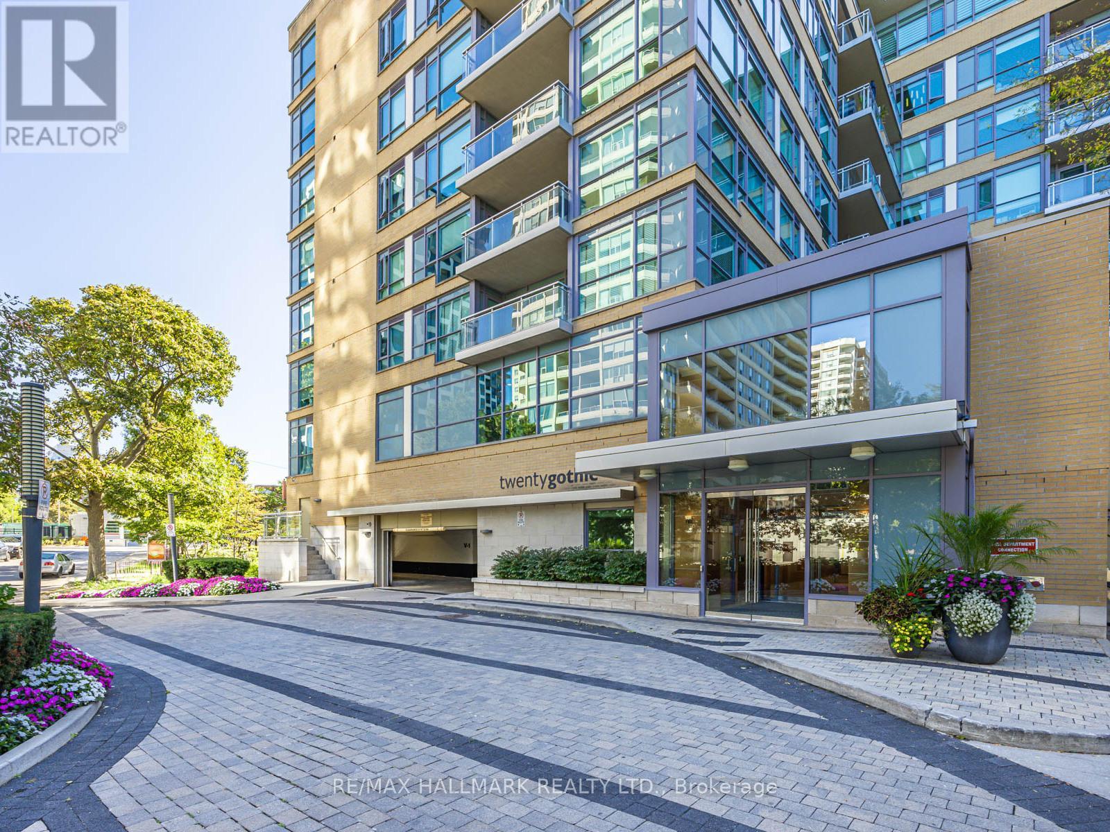 721 - 20 Gothic Avenue, Toronto, Ontario  M6P 1T5 - Photo 3 - W12765992