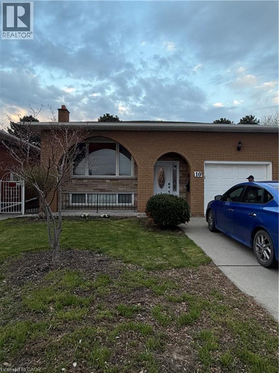 10 FAIRINGTON Crescent Unit# UPPER, Hamilton, Ontario