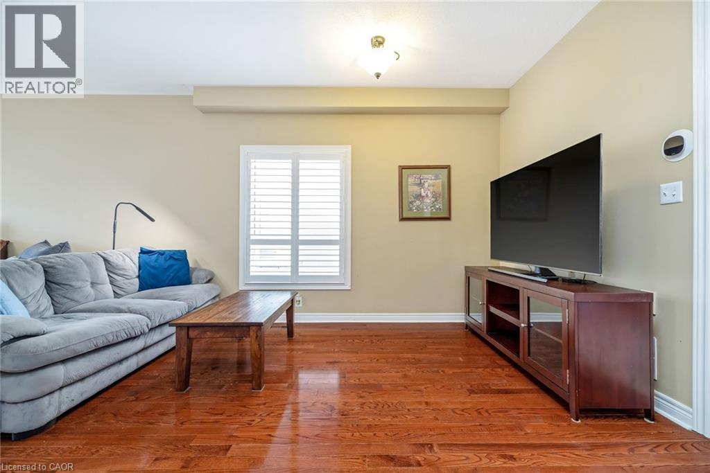 305 Teetzel Drive, Milton, Ontario  L9T 0B1 - Photo 9 - 40823678