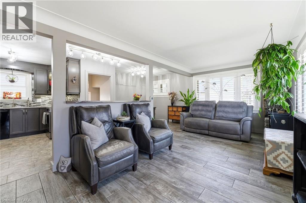 393 Nelson Street, Brantford, Ontario  N3S 4E6 - Photo 10 - 40823340