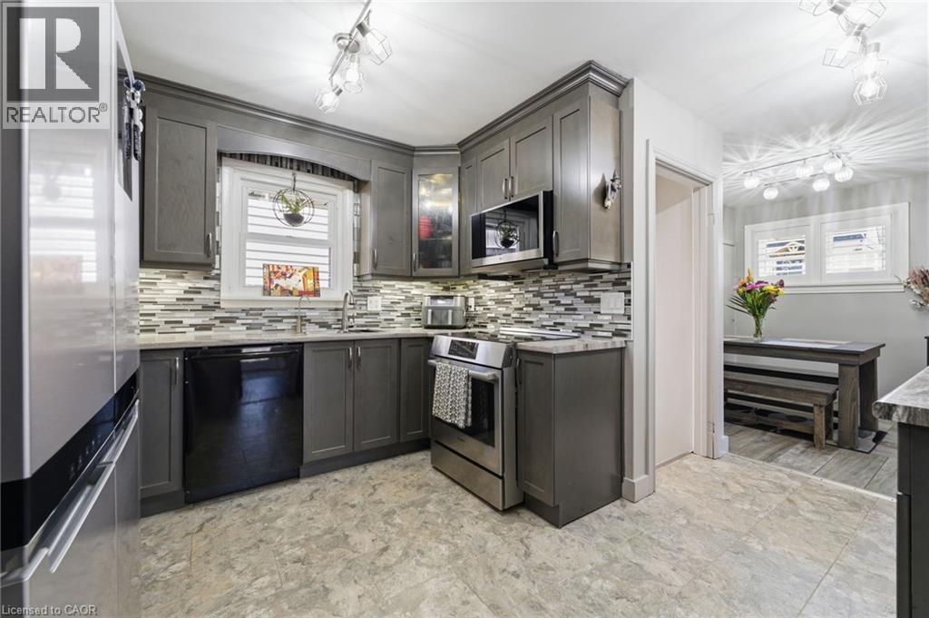 393 Nelson Street, Brantford, Ontario  N3S 4E6 - Photo 12 - 40823340