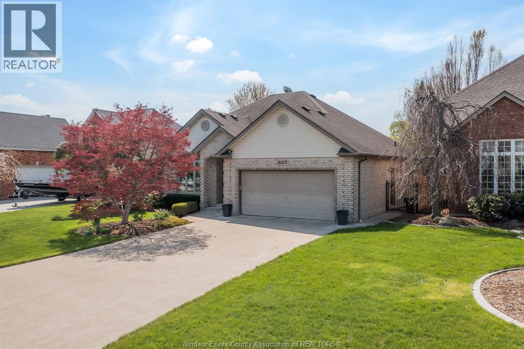 607 George Kennedy, Lakeshore, Ontario  N8L 0Z9 - Photo 1 - 26009069