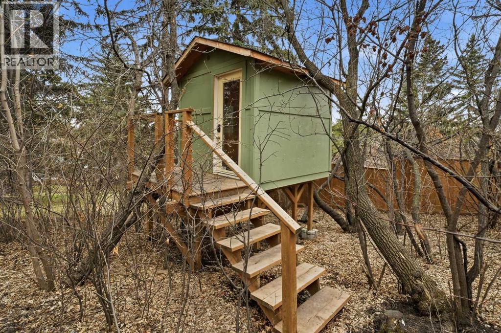 8003 33 Avenue Nw, Calgary, Alberta  T3B 1L5 - Photo 46 - A2304742