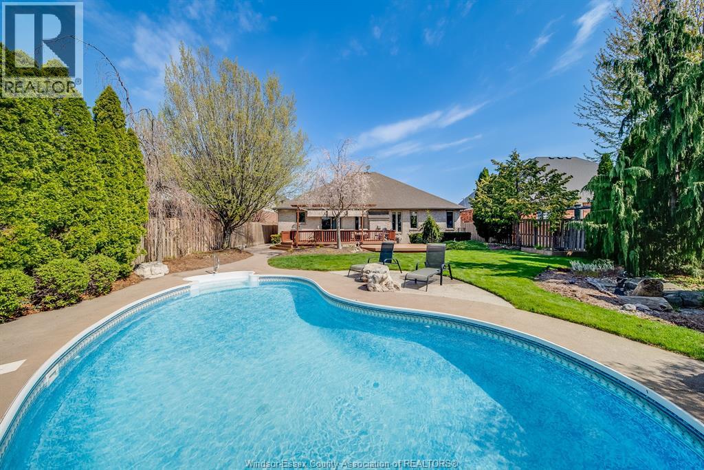 607 George Kennedy, Lakeshore, Ontario  N8L 0Z9 - Photo 44 - 26009069