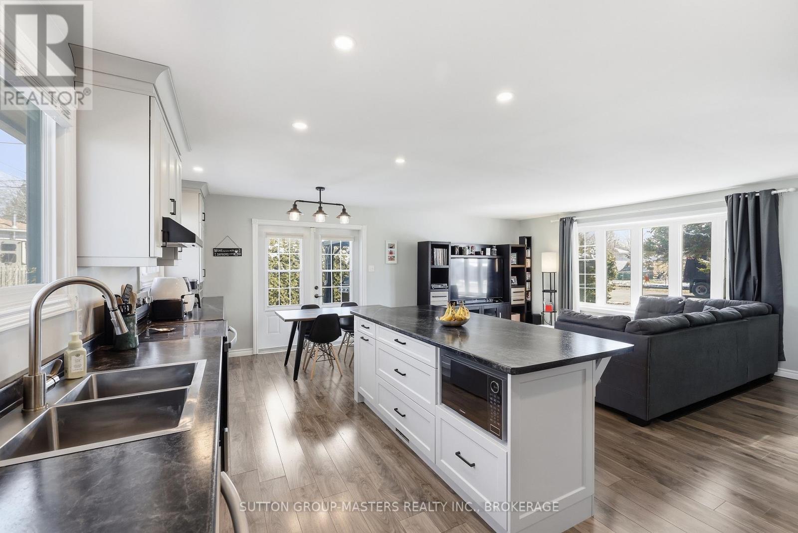 745 Louis Street, Kingston, Ontario  K7M 6M7 - Photo 24 - X13041198