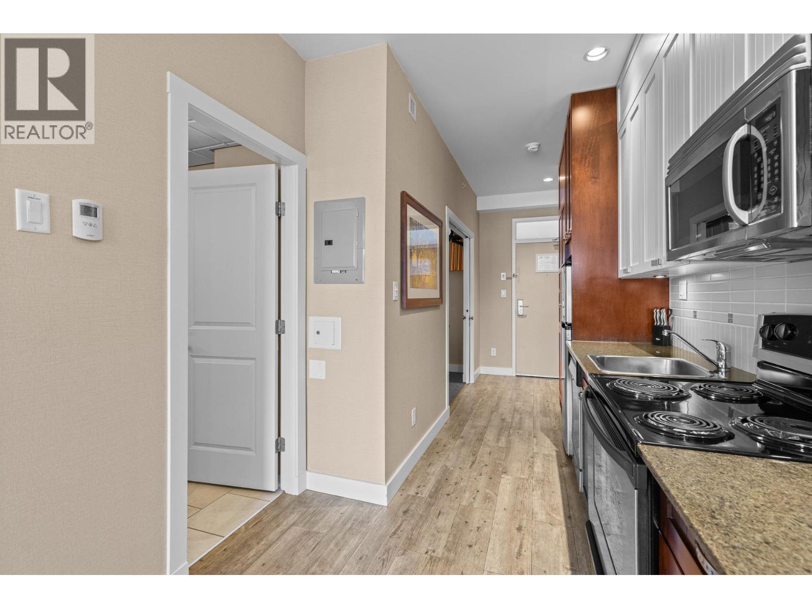 13011 Lakeshore Drive S Unit# 369, Summerland, British Columbia  V0H 1Z1 - Photo 7 - 10382725