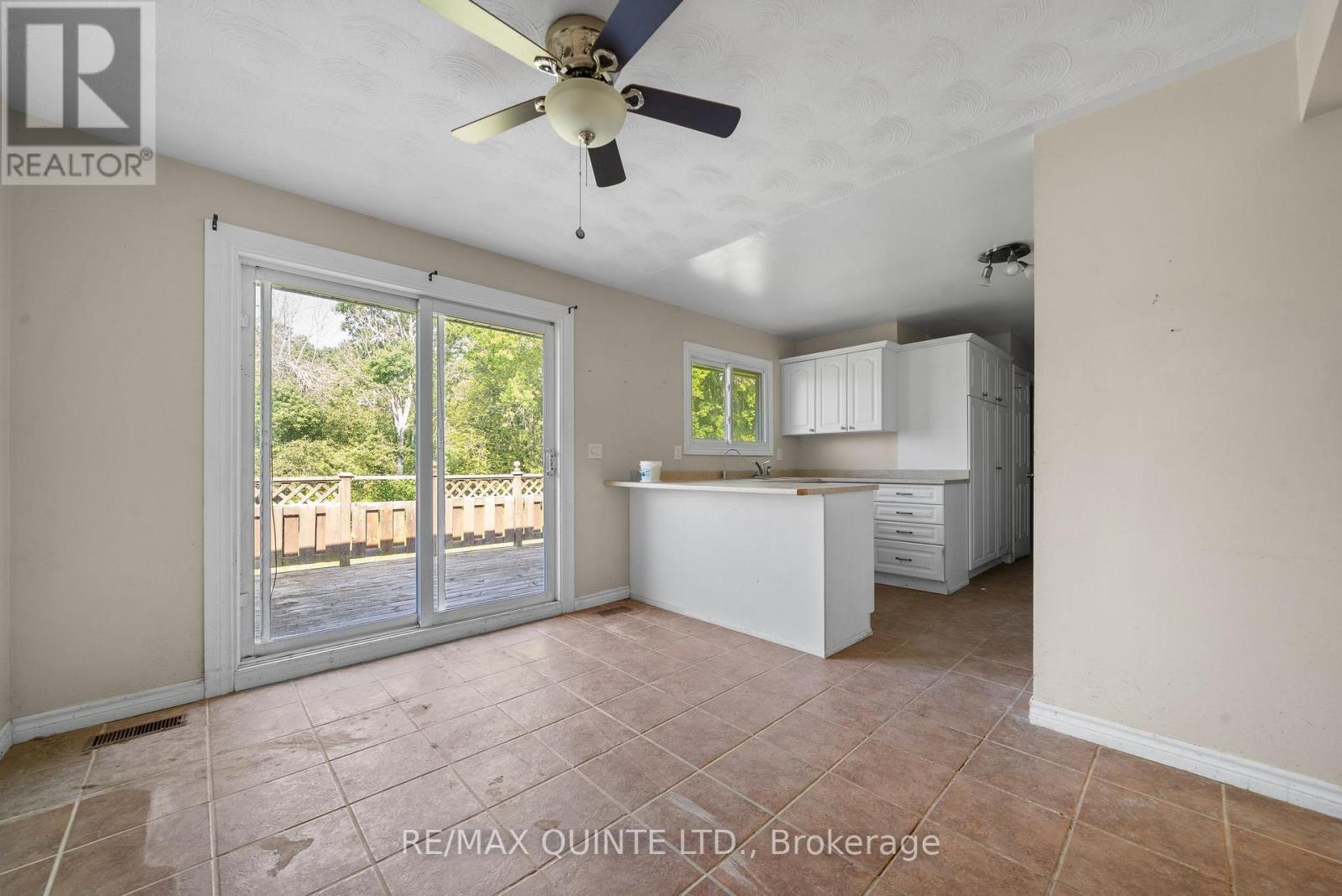 403 Whites Road, Quinte West, Ontario  K8V 5P5 - Photo 15 - X13041312