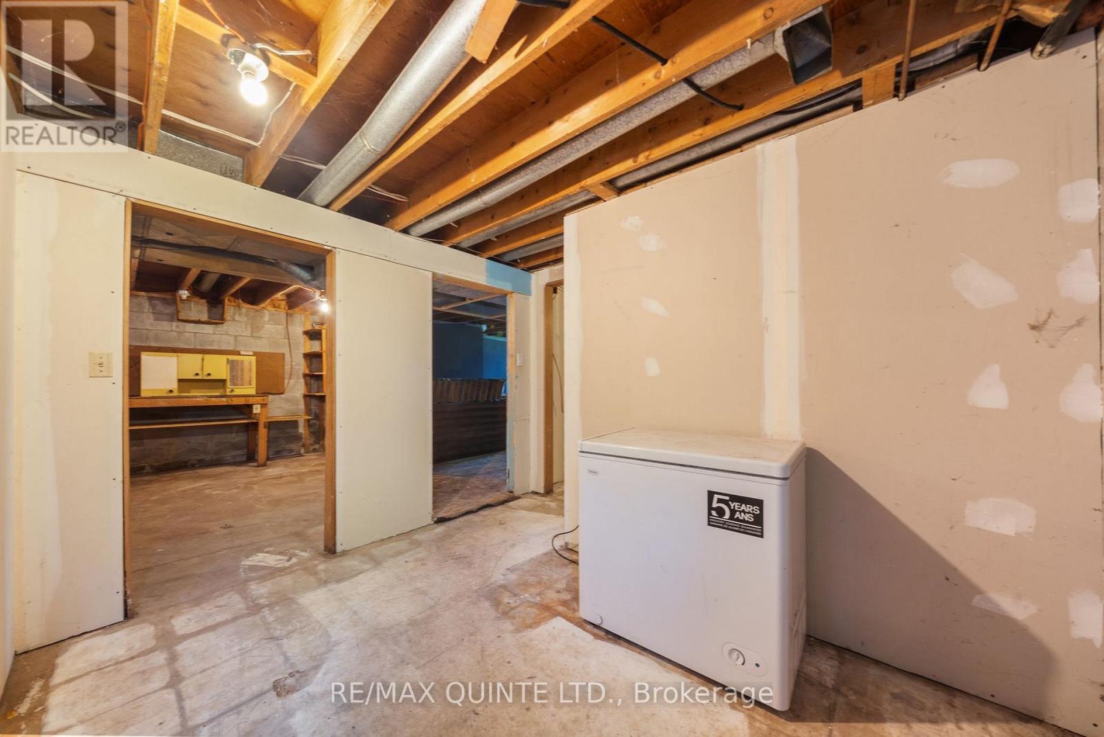 403 Whites Road, Quinte West, Ontario  K8V 5P5 - Photo 26 - X13041312