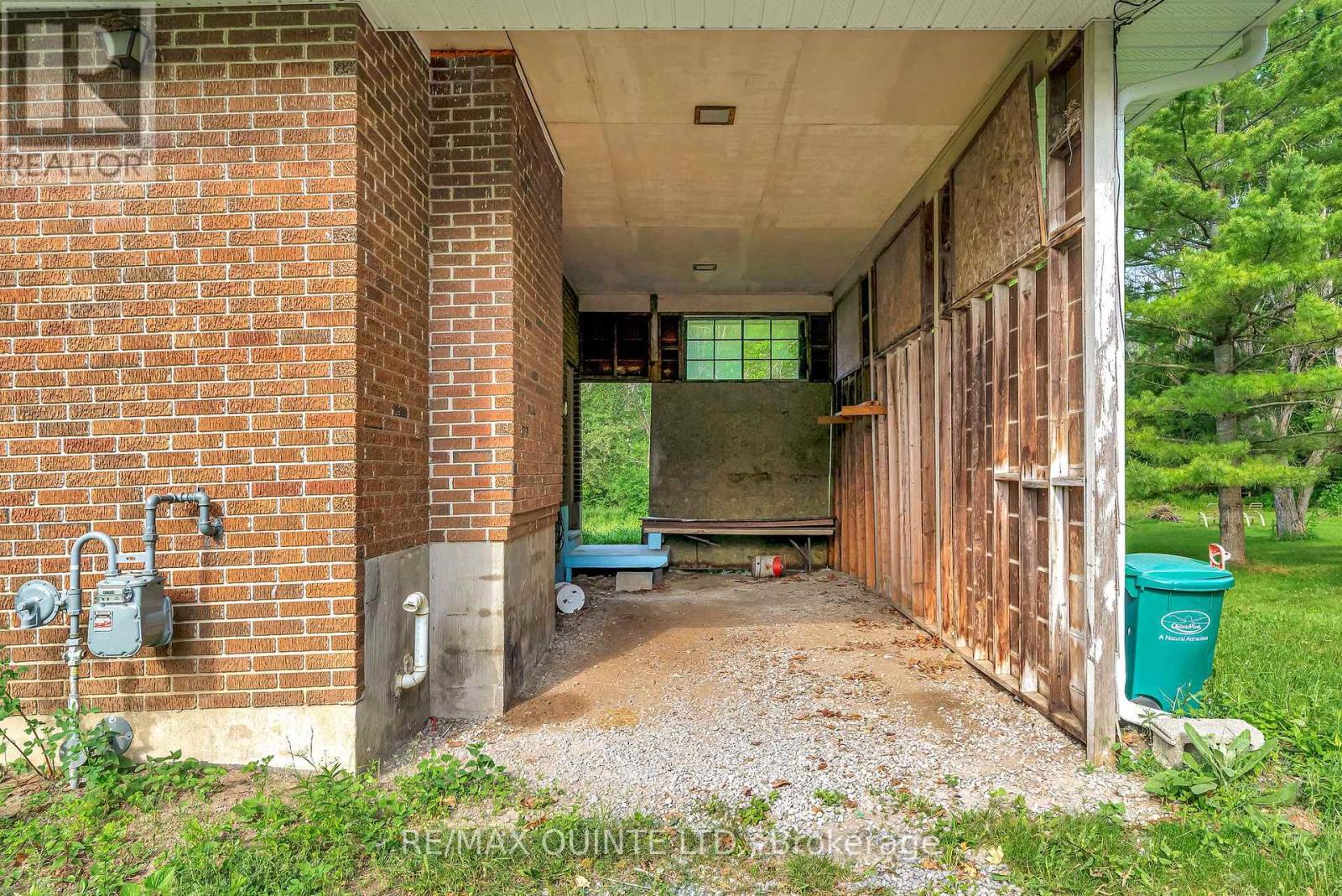 403 Whites Road, Quinte West, Ontario  K8V 5P5 - Photo 30 - X13041312