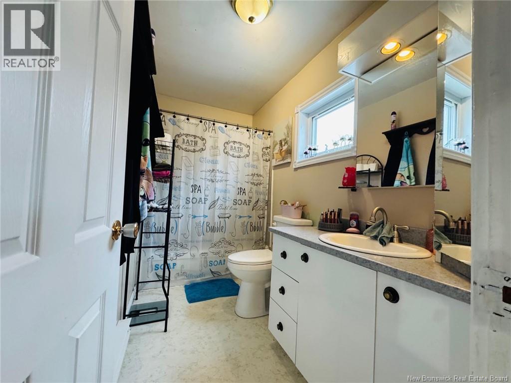 326 Notre Dame Street, Atholville, New Brunswick  E3N 4A2 - Photo 6 - NB137835