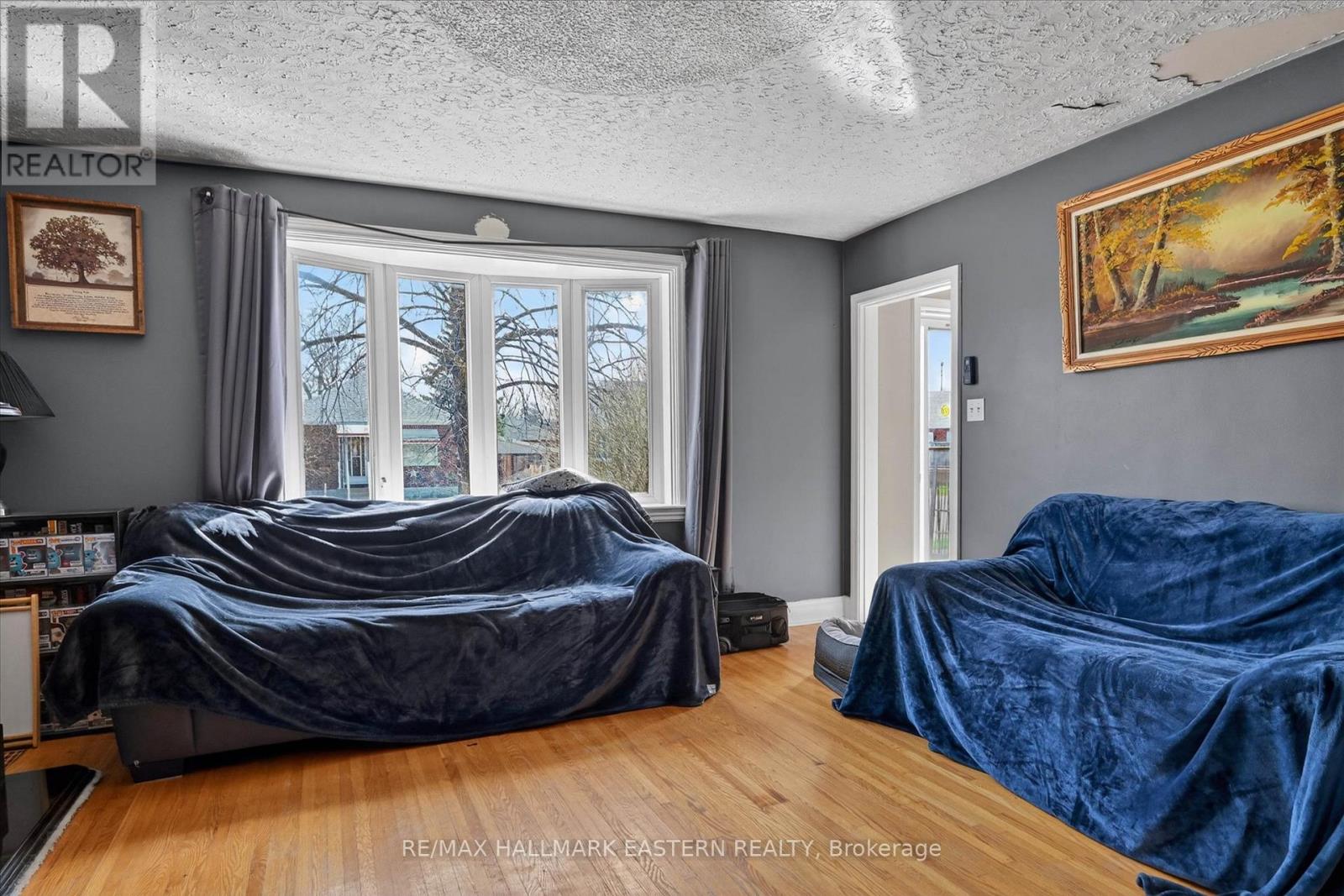 561 Spruce Avenue, Peterborough, Ontario  K9J 5A4 - Photo 6 - X13041374