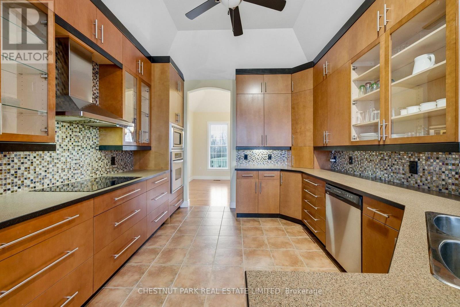 1167 County Rd 18, Prince Edward County, Ontario  K0K 1P0 - Photo 12 - X13041418