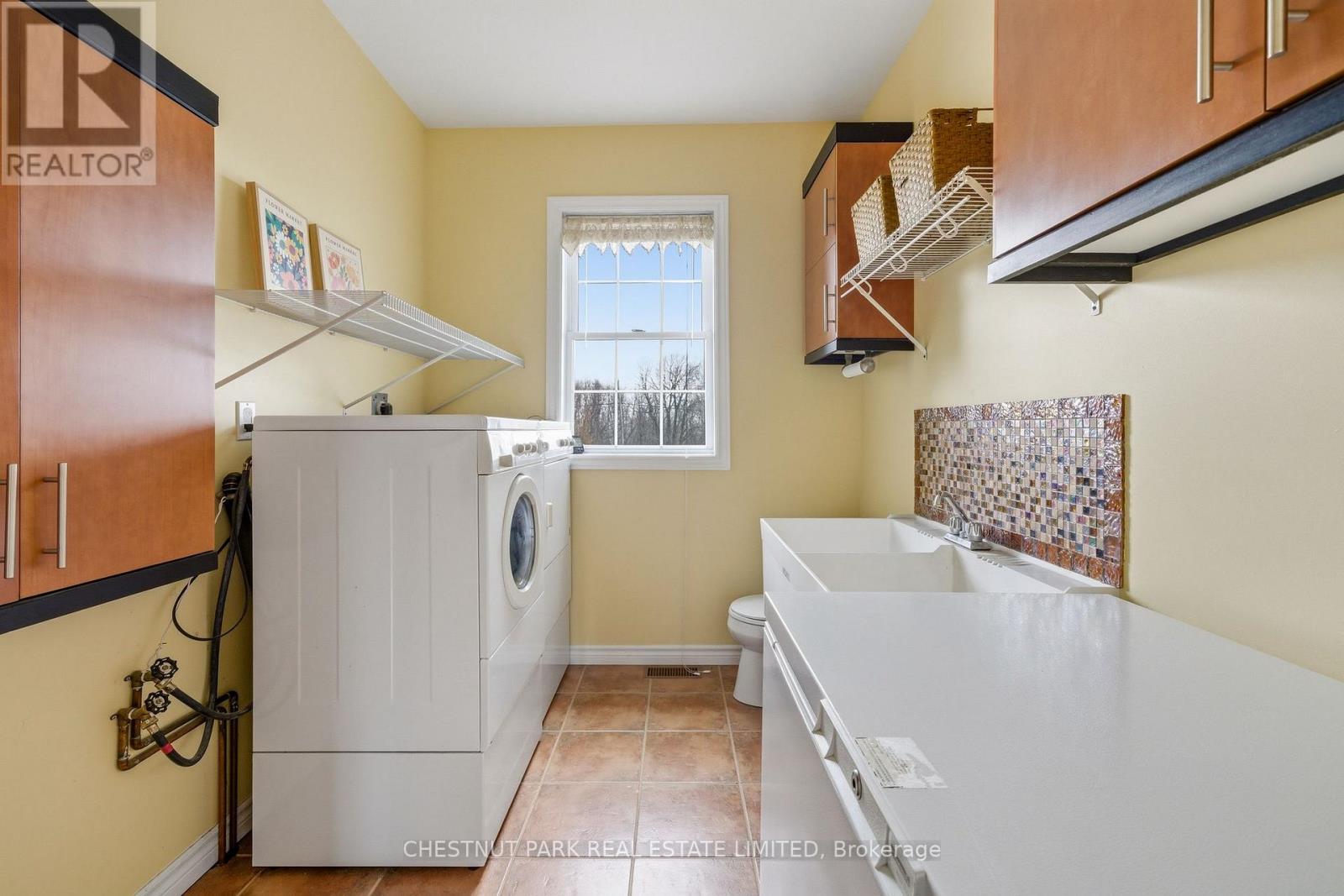 1167 County Rd 18, Prince Edward County, Ontario  K0K 1P0 - Photo 17 - X13041418