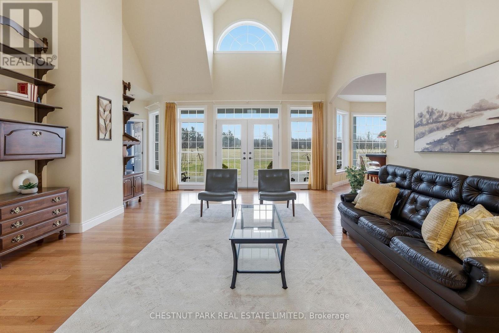 1167 County Rd 18, Prince Edward County, Ontario  K0K 1P0 - Photo 6 - X13041418