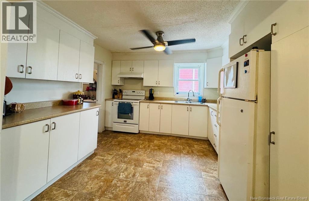 326 Notre Dame Street, Atholville, New Brunswick  E3N 4A2 - Photo 5 - NB137835