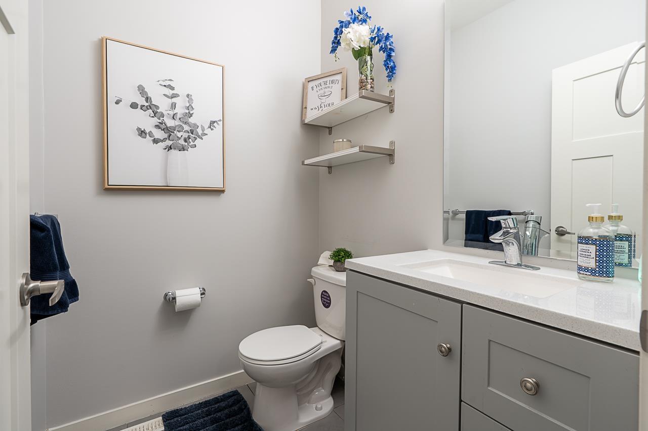 27563 27a Avenue, Langley, British Columbia  V4W 0C4 - Photo 14 - R3115177