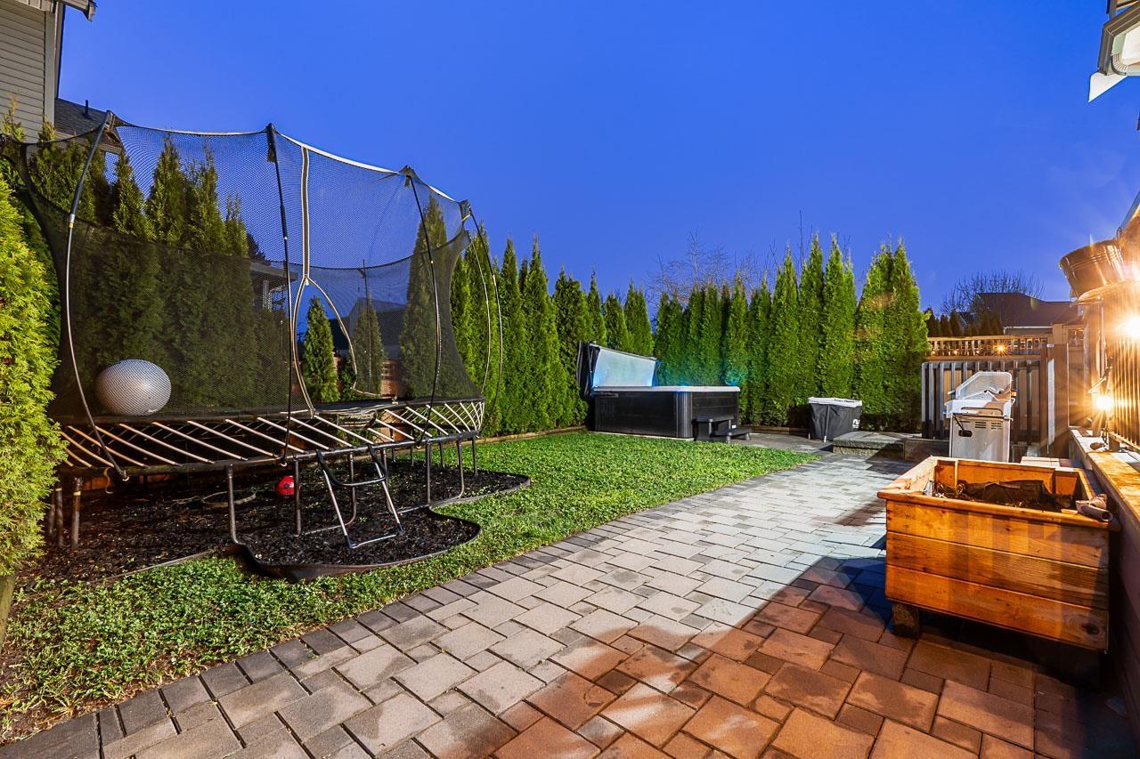 27563 27a Avenue, Langley, British Columbia  V4W 0C4 - Photo 37 - R3115177