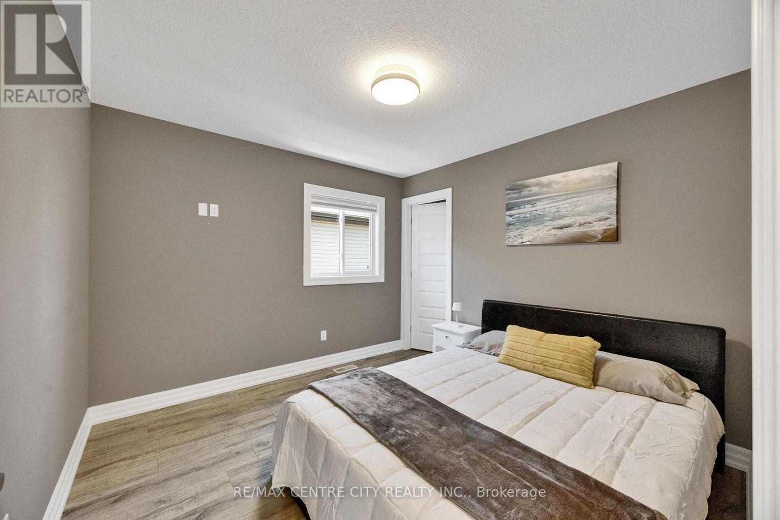 668 Freeport Street, London North, Ontario  N6G 0R3 - Photo 35 - X13041536