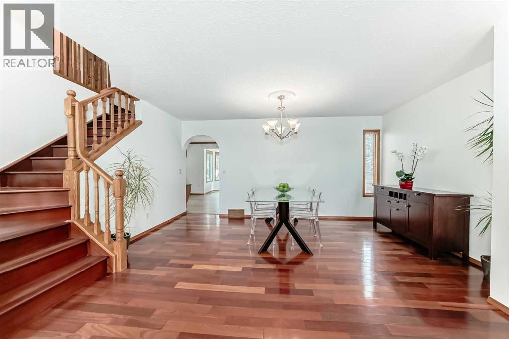 5 Woodmark Place Sw, Calgary, Alberta  T2W 6A2 - Photo 31 - A2304368