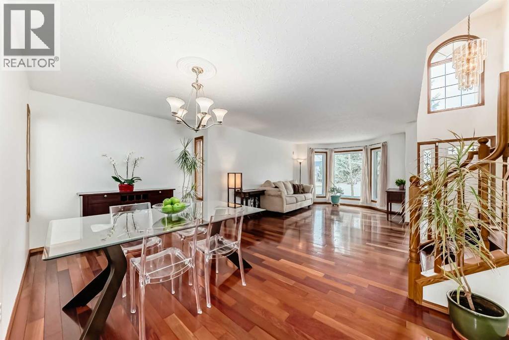 5 Woodmark Place Sw, Calgary, Alberta  T2W 6A2 - Photo 9 - A2304368