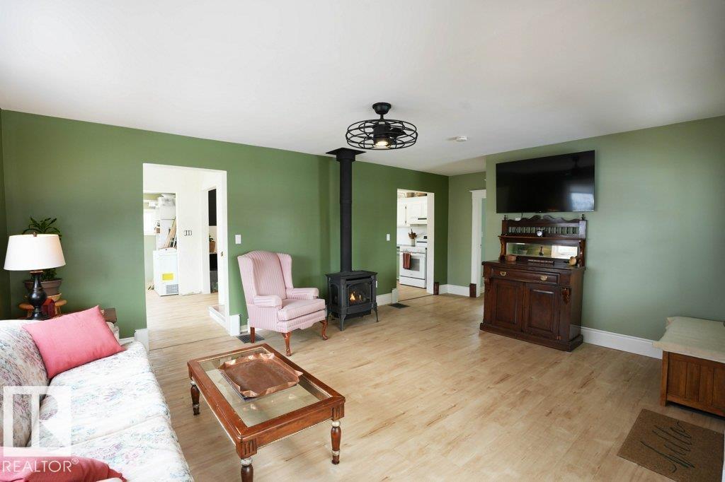 5016 52 Av, Warburg, Alberta  T0C 2T0 - Photo 7 - E4476591