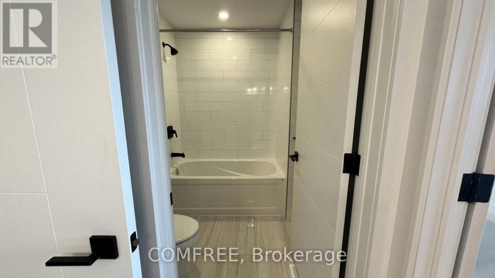 498 Phyllis Street, London South, Ontario  N6G 0K5 - Photo 12 - X13041290