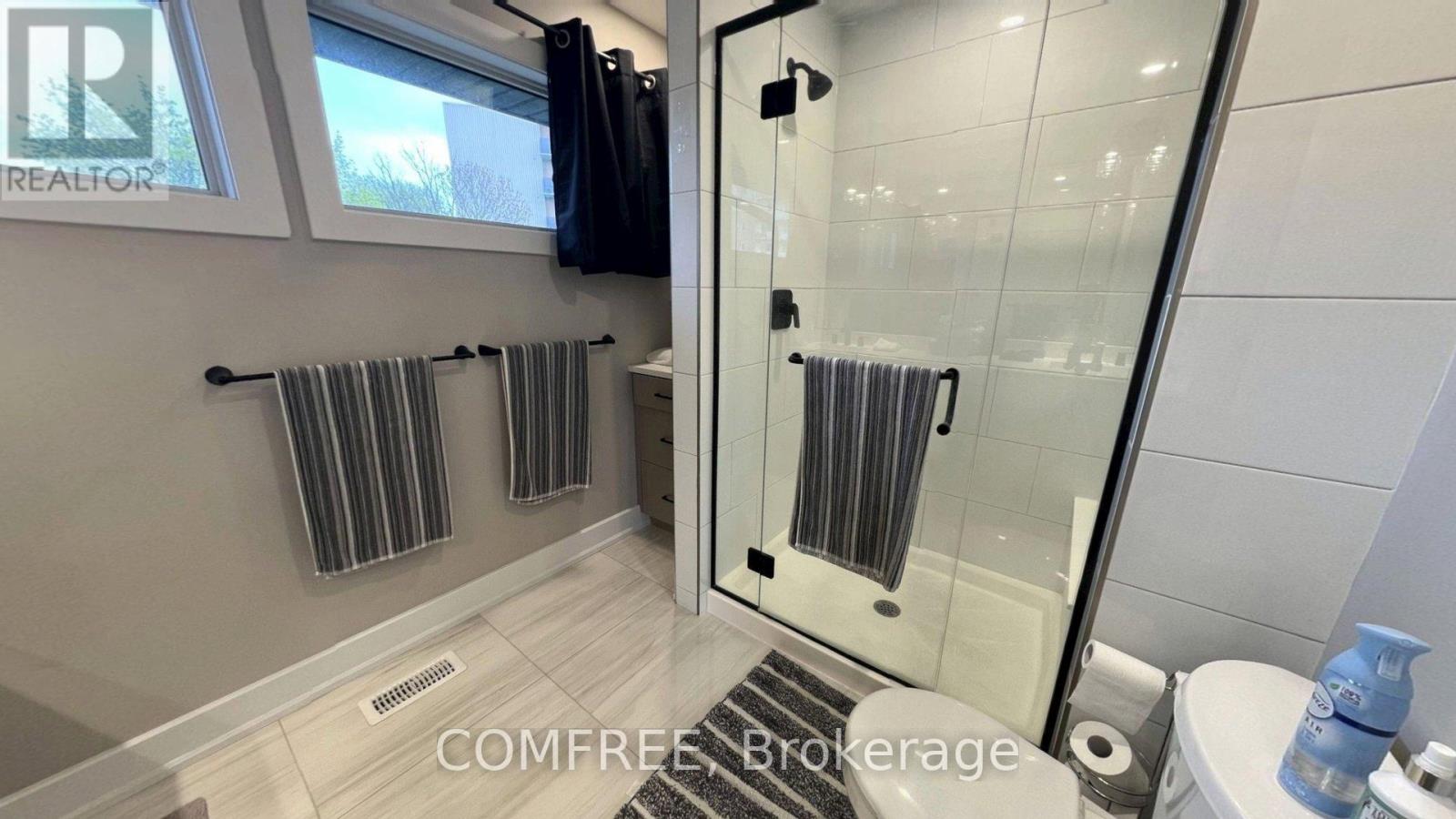 498 Phyllis Street, London South, Ontario  N6G 0K5 - Photo 18 - X13041290