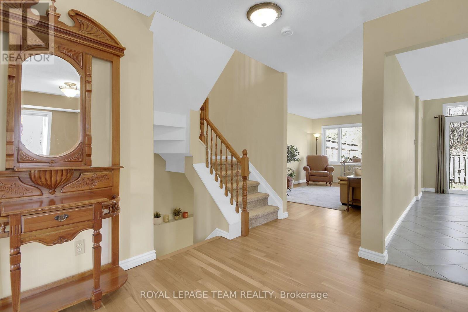 207 Beatrice Drive, Ottawa, Ontario  K2J 4P1 - Photo 4 - X13041400