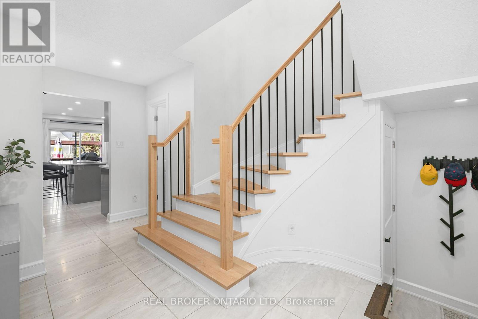 2058 Wildflower Drive, Ottawa, Ontario  K1E 3R3 - Photo 23 - X13041478