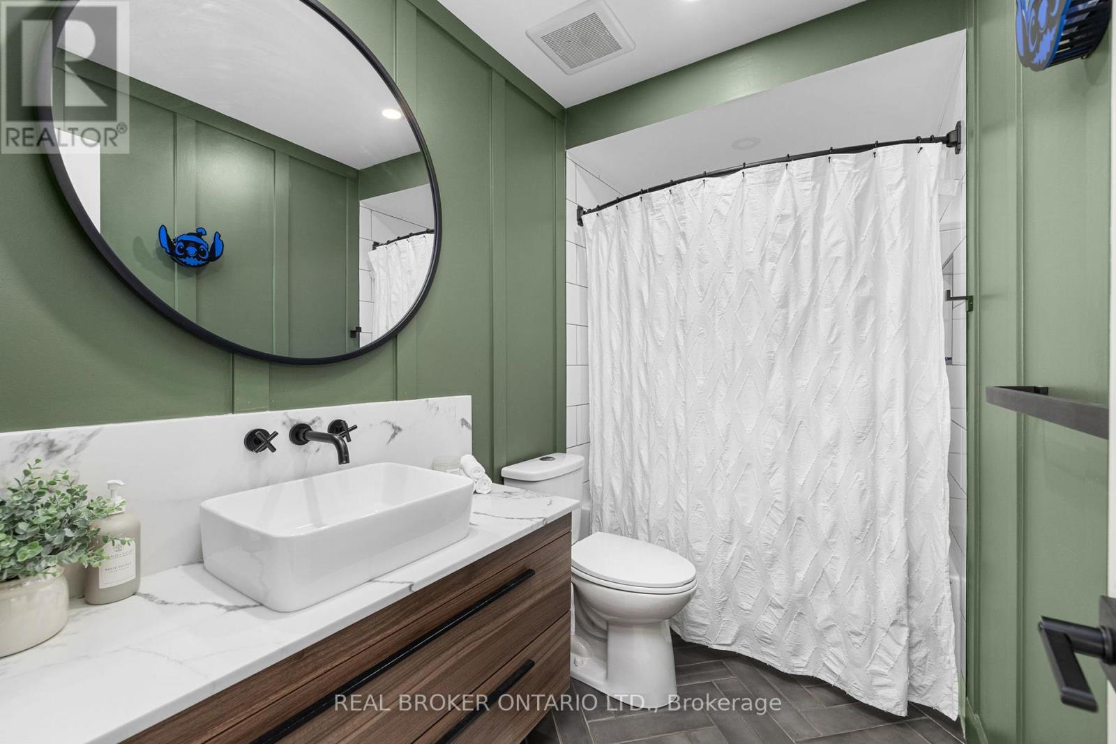 2058 Wildflower Drive, Ottawa, Ontario  K1E 3R3 - Photo 36 - X13041478