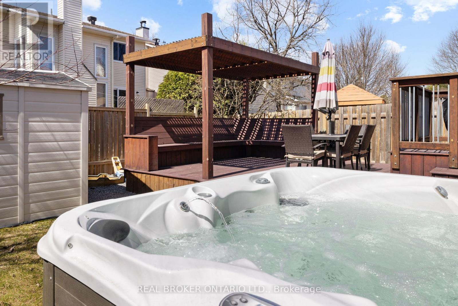 2058 Wildflower Drive, Ottawa, Ontario  K1E 3R3 - Photo 45 - X13041478