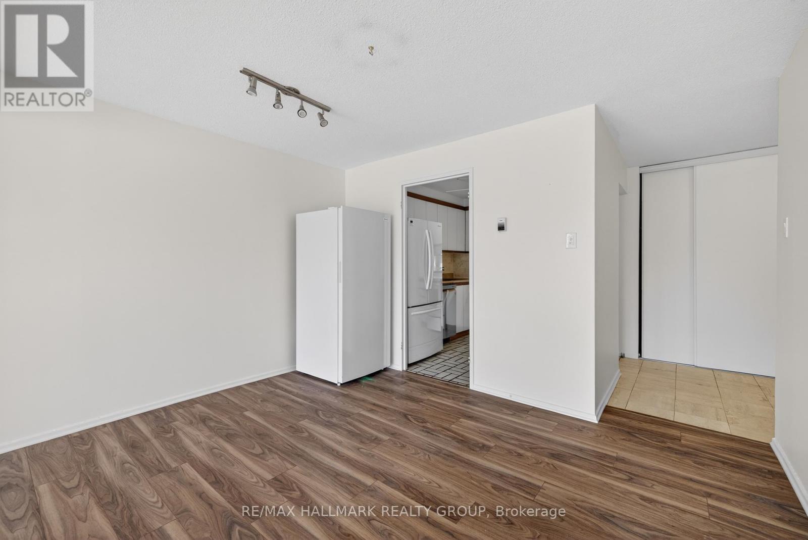 306 - 415 Greenview Avenue, Ottawa, Ontario  K2B 8G5 - Photo 9 - X13041512