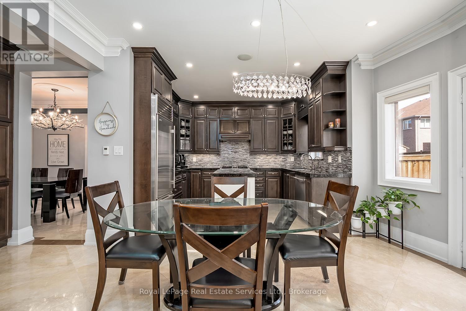 5447 Freshwater Drive, Mississauga, Ontario  L5M 0J8 - Photo 14 - W13041548