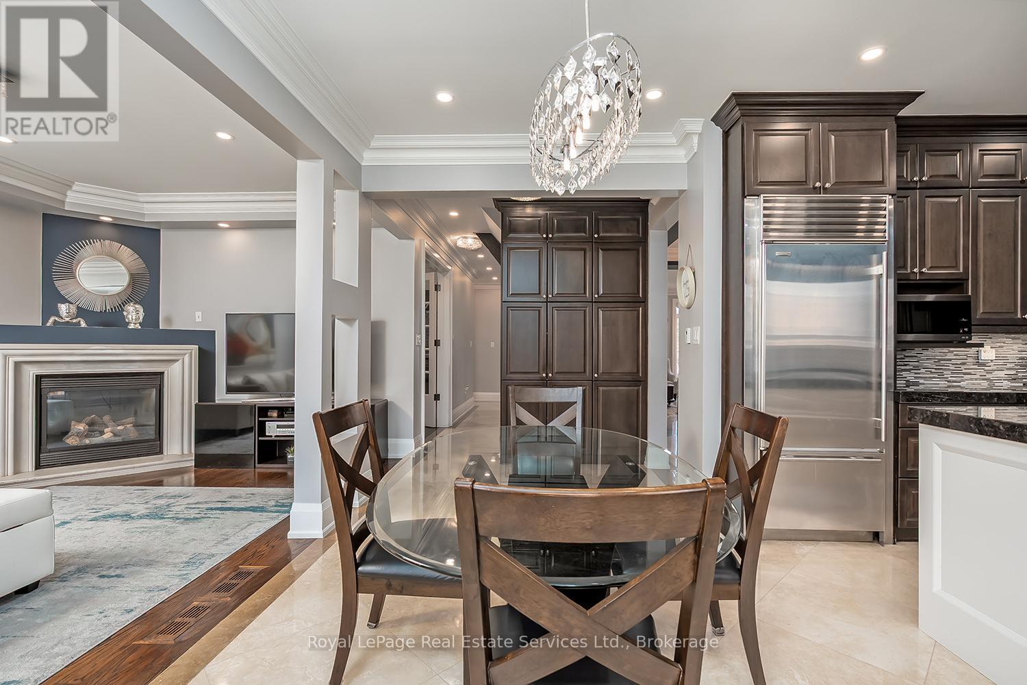 5447 Freshwater Drive, Mississauga, Ontario  L5M 0J8 - Photo 15 - W13041548