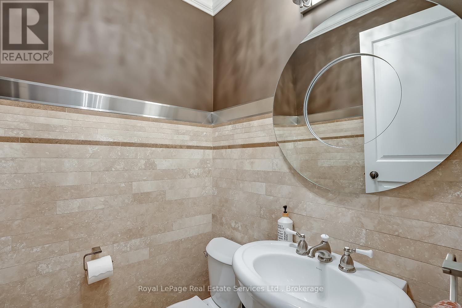 5447 Freshwater Drive, Mississauga, Ontario  L5M 0J8 - Photo 20 - W13041548