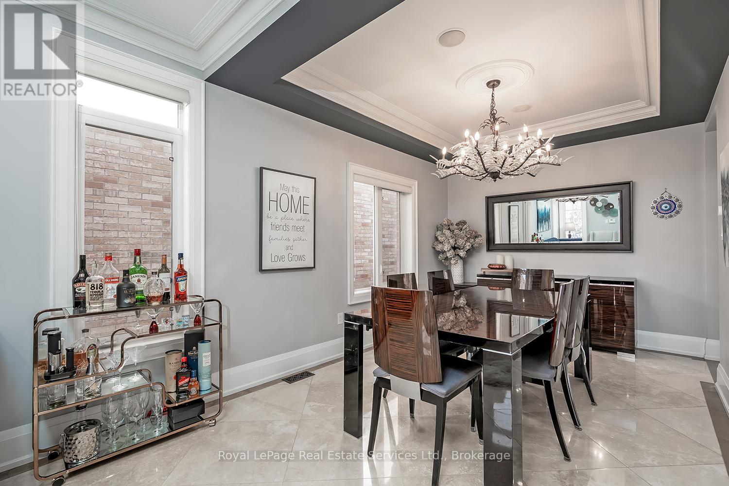 5447 Freshwater Drive, Mississauga, Ontario  L5M 0J8 - Photo 8 - W13041548