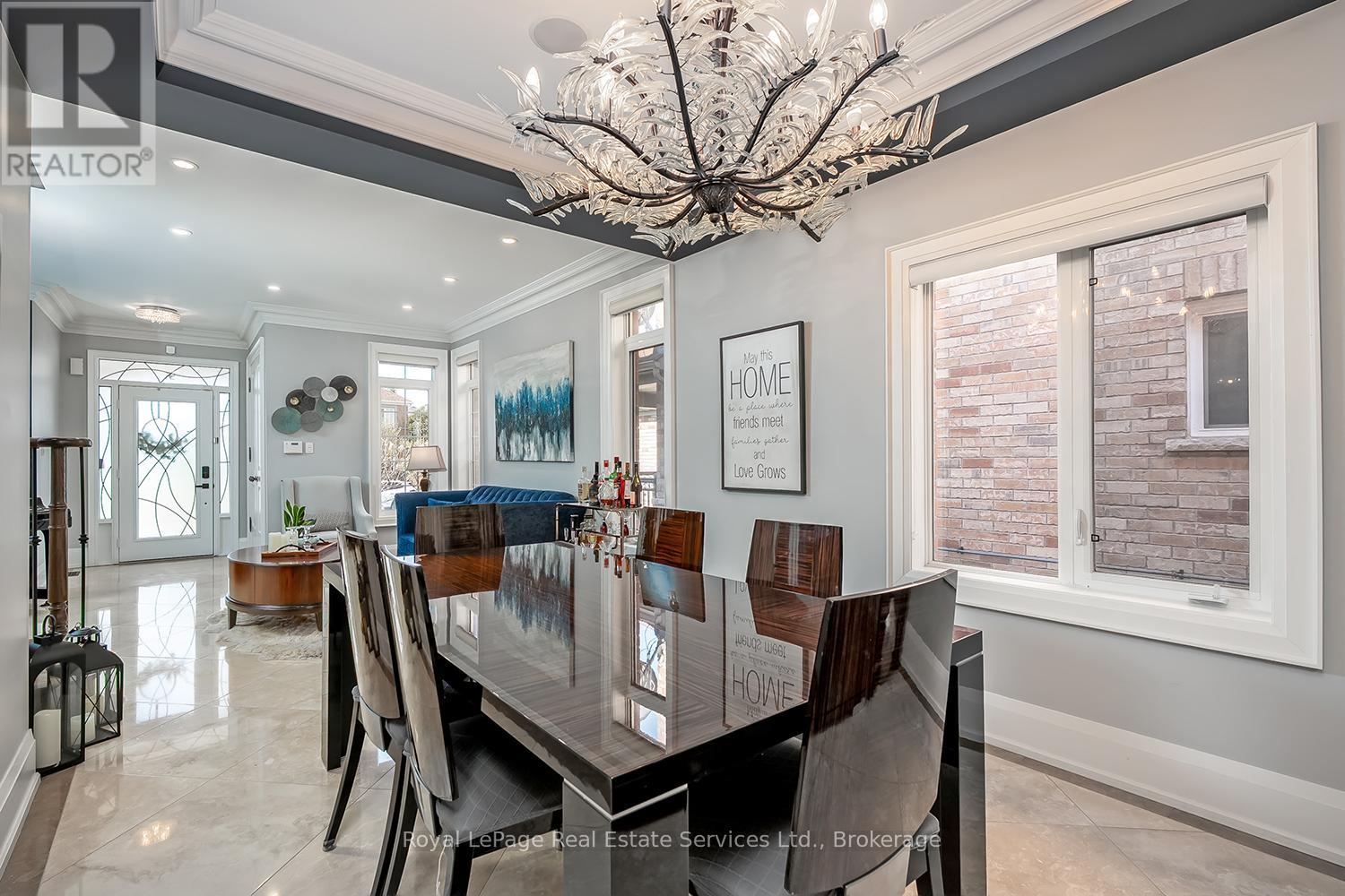 5447 Freshwater Drive, Mississauga, Ontario  L5M 0J8 - Photo 9 - W13041548