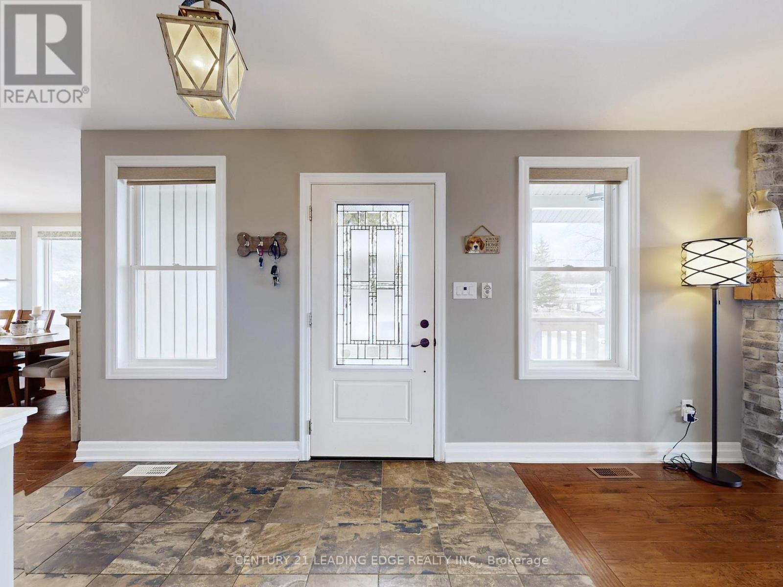 23285 Lakeridge Road, Brock, Ontario  L0E 1E0 - Photo 8 - N12903446