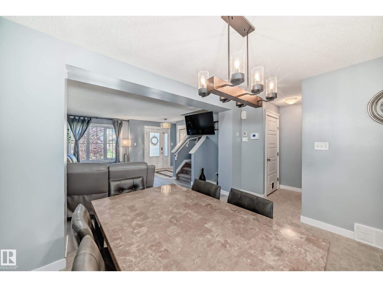 327 Desrochers Bv SW, Edmonton, Alberta  T6W 3J1 - Photo 8 - E4475353