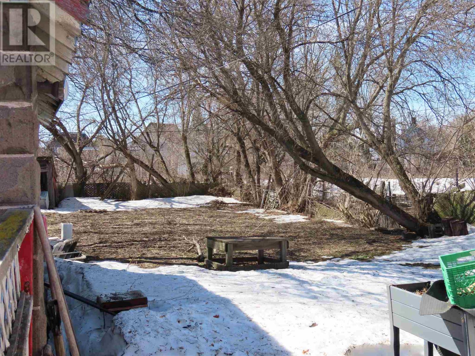 23 St Andrews Ter, Sault Ste Marie, Ontario  P6B 1B2 - Photo 18 - SM260327