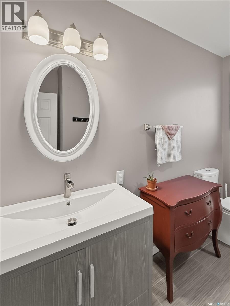 488 3rd Avenue Se, Swift Current, Saskatchewan  S9H 3K8 - Photo 15 - SK033495