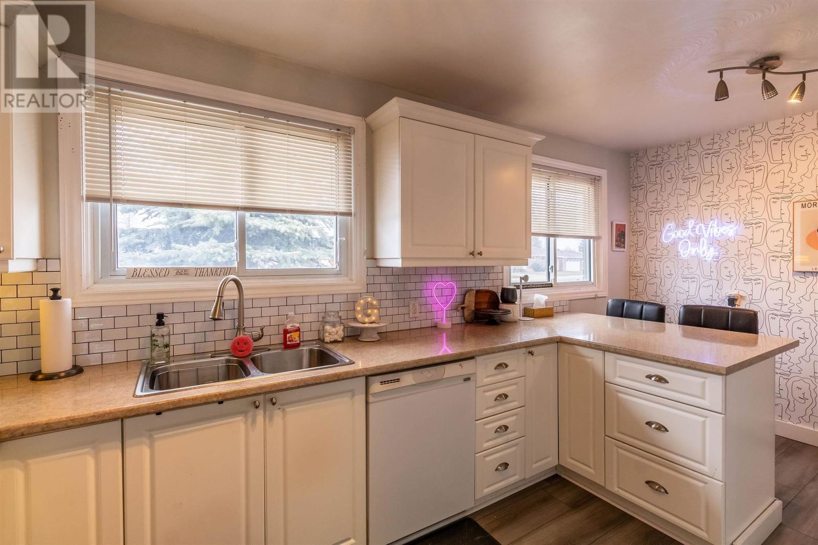 523 Mcnabb St, Sault Ste. Marie, Ontario  P6B 1Z5 - Photo 4 - SM260768