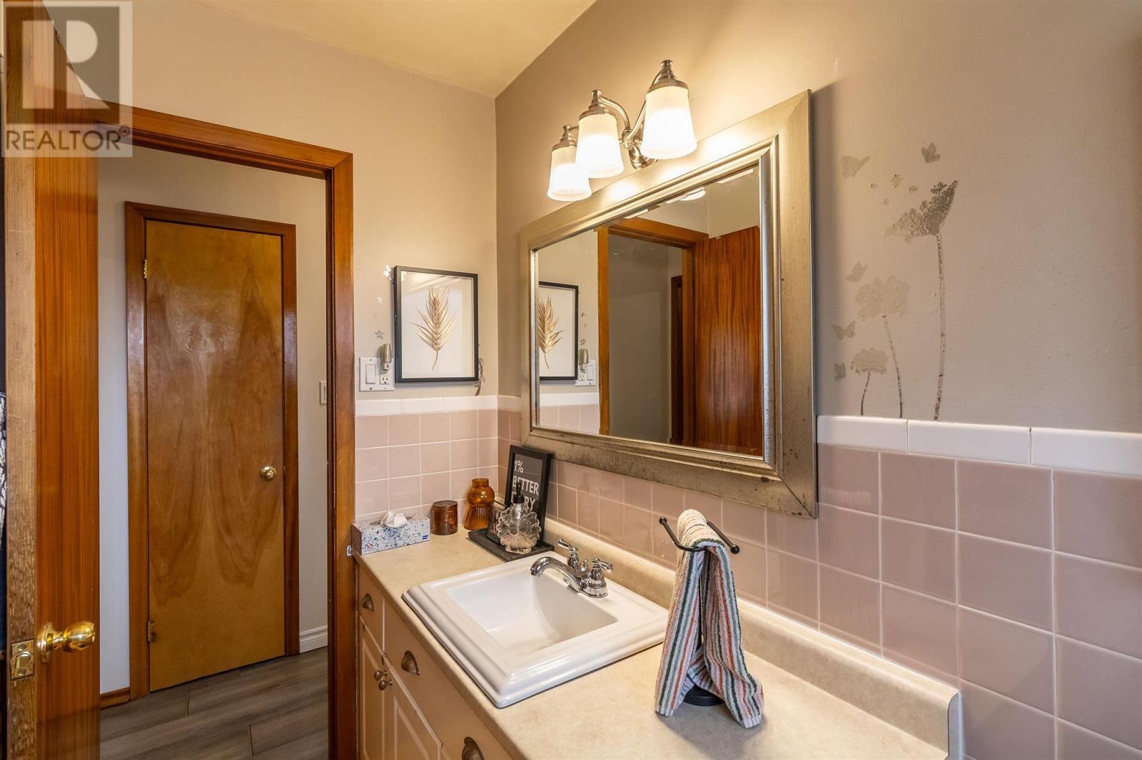 523 Mcnabb St, Sault Ste. Marie, Ontario  P6B 1Z5 - Photo 20 - SM260768